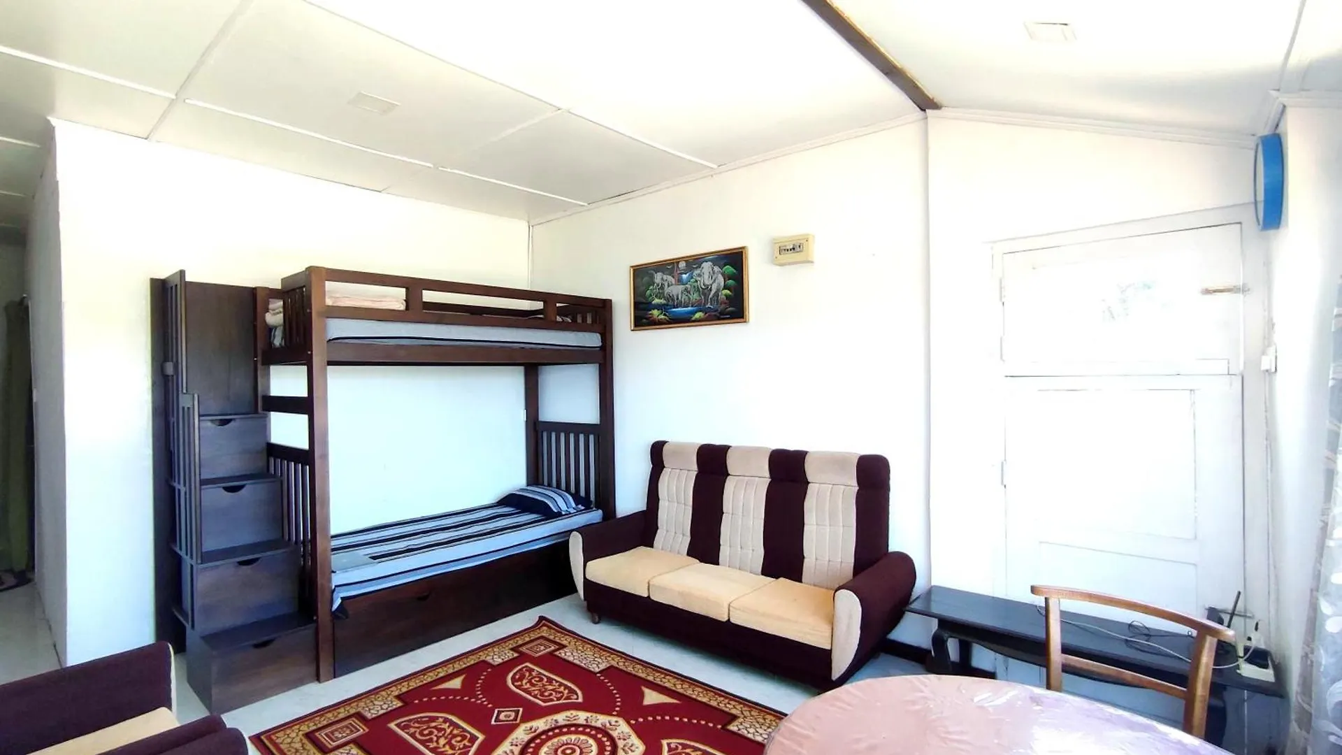 Apartment Sunshine Lake View Cottage Nuwara Eliya